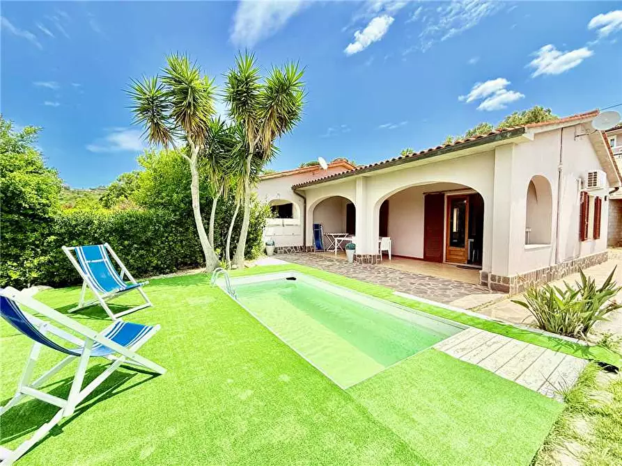 Immagine 1 di Porzione di casa in vendita  a Capoliveri