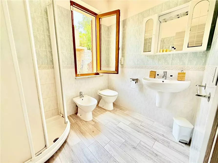 Immagine 6 di Porzione di casa in vendita  a Capoliveri