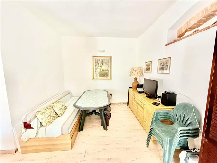 Immagine 2 di Appartamento in vendita  a Marciana