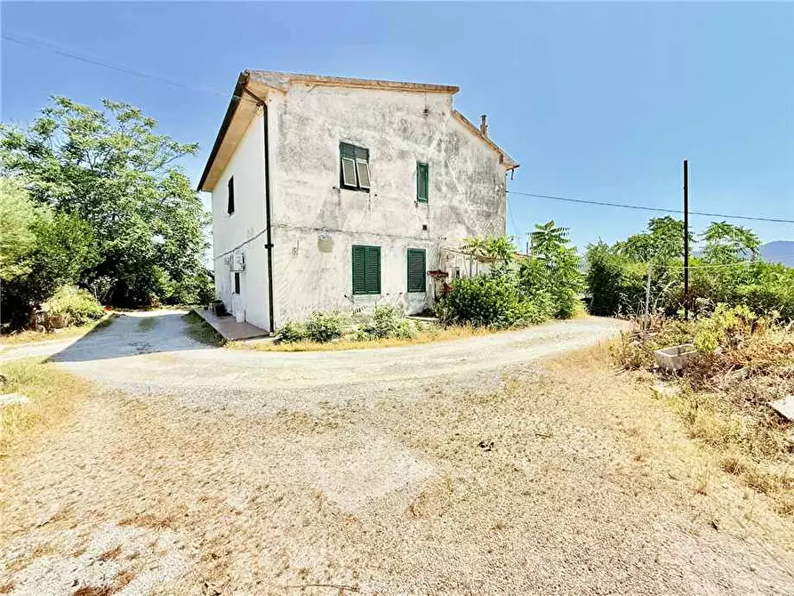 Immagine 2 di Villa in vendita  a Portoferraio
