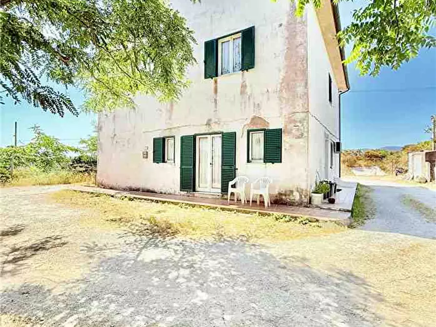 Immagine 4 di Villa in vendita  a Portoferraio