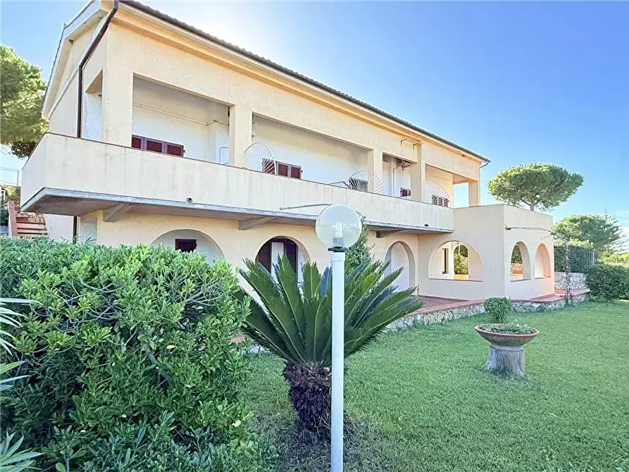 Immagine 1 di Albergo/B&B/Residence in vendita  a Capoliveri