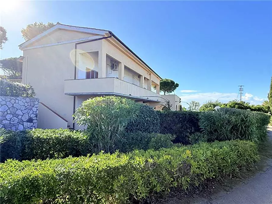 Immagine 2 di Albergo/B&B/Residence in vendita  a Capoliveri