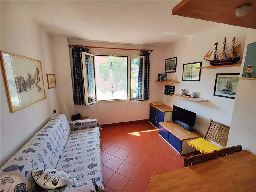 Immagine 2 di Appartamento in vendita  a Porto Azzurro