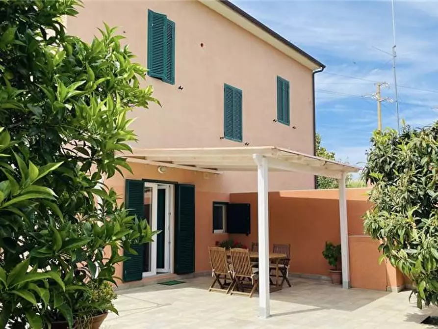 Immagine 1 di Porzione di casa in vendita  a Portoferraio