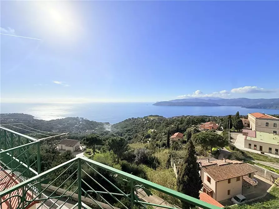 Immagine 10 di Appartamento in vendita  a Capoliveri