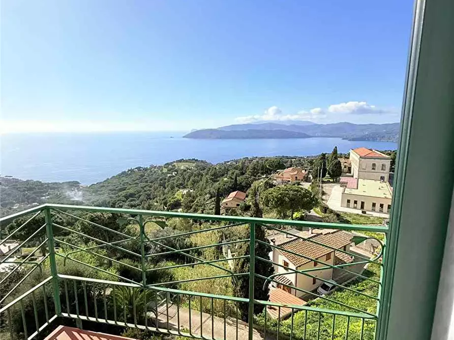 Immagine 11 di Appartamento in vendita  a Capoliveri
