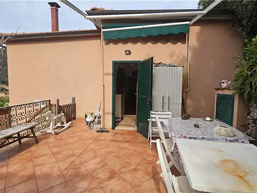Immagine 1 di Porzione di casa in vendita  a Rio