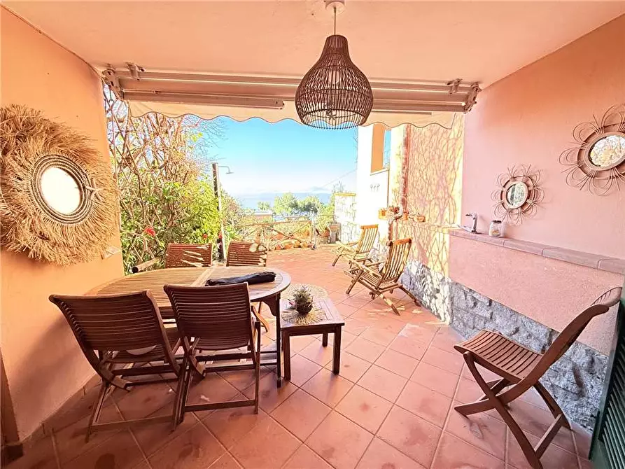 Immagine 3 di Appartamento in vendita  a Campo Nell'elba