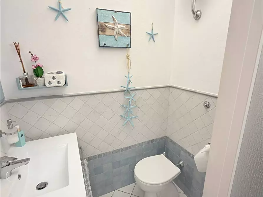 Immagine 7 di Appartamento in vendita  a Campo Nell'elba