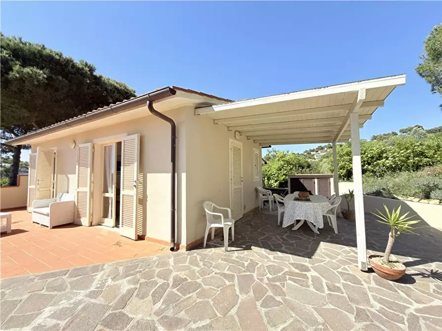 Immagine 10 di Villa in vendita  a Capoliveri