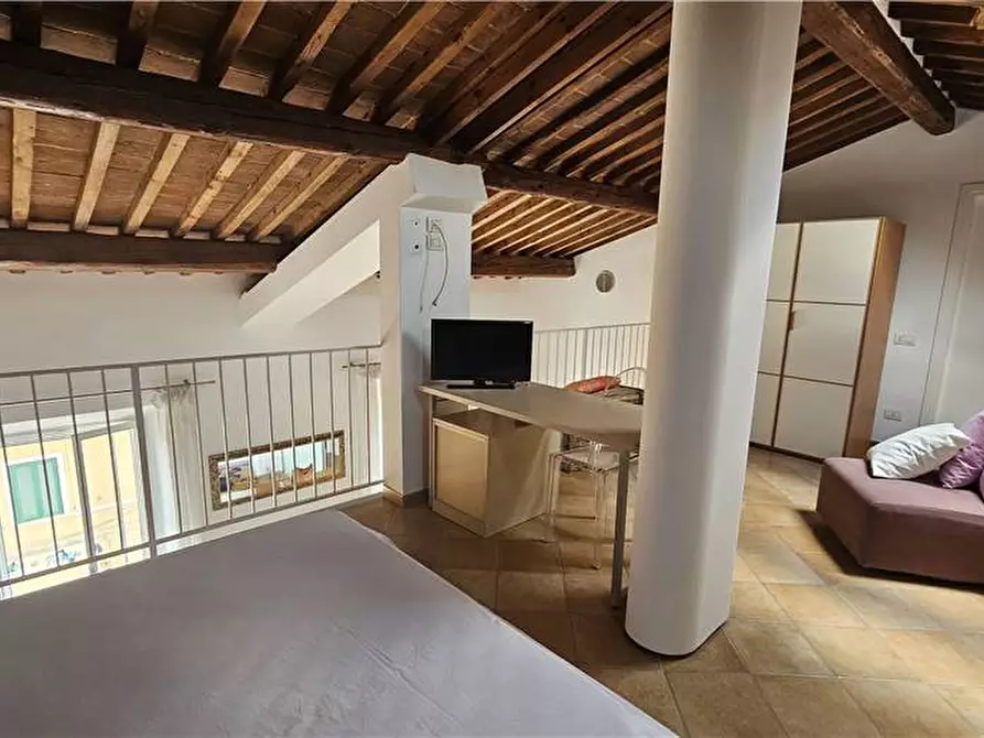 Immagine 9 di Appartamento in vendita  a Portoferraio