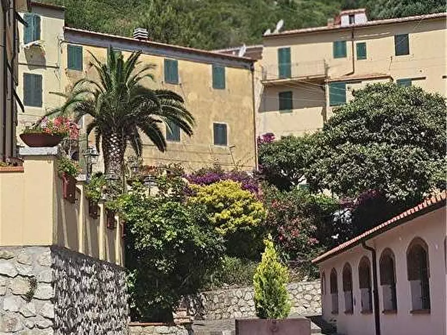 Immagine 1 di Appartamento in vendita  a Rio