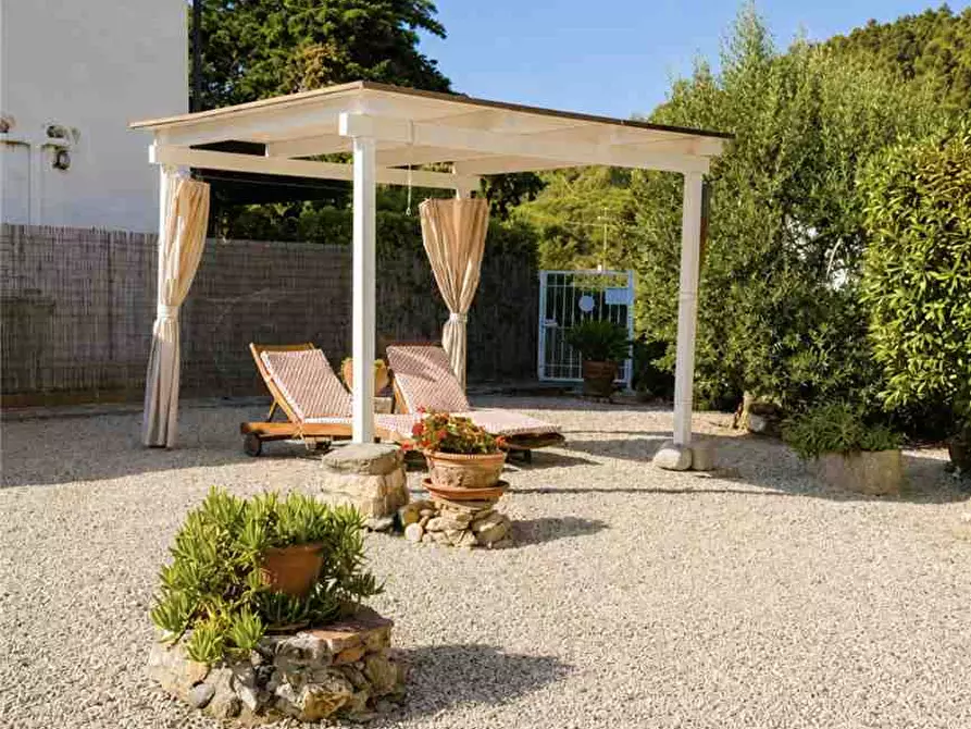 Immagine 2 di Appartamento in vendita  a Capoliveri