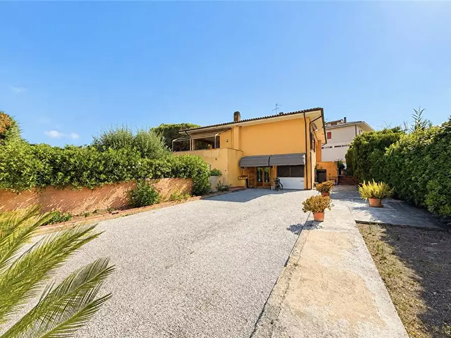 Immagine 14 di Villa in vendita  a Campo Nell'elba
