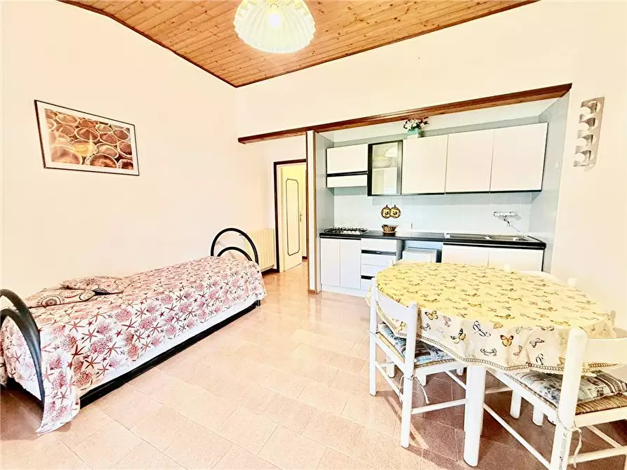 Immagine 2 di Appartamento in vendita  a Campo Nell'elba