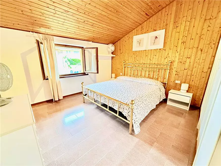 Immagine 4 di Appartamento in vendita  a Campo Nell'elba