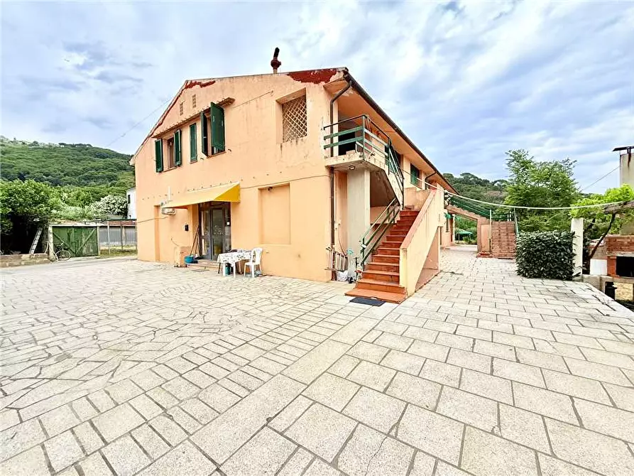 Immagine 1 di Appartamento in vendita  a Campo Nell'elba