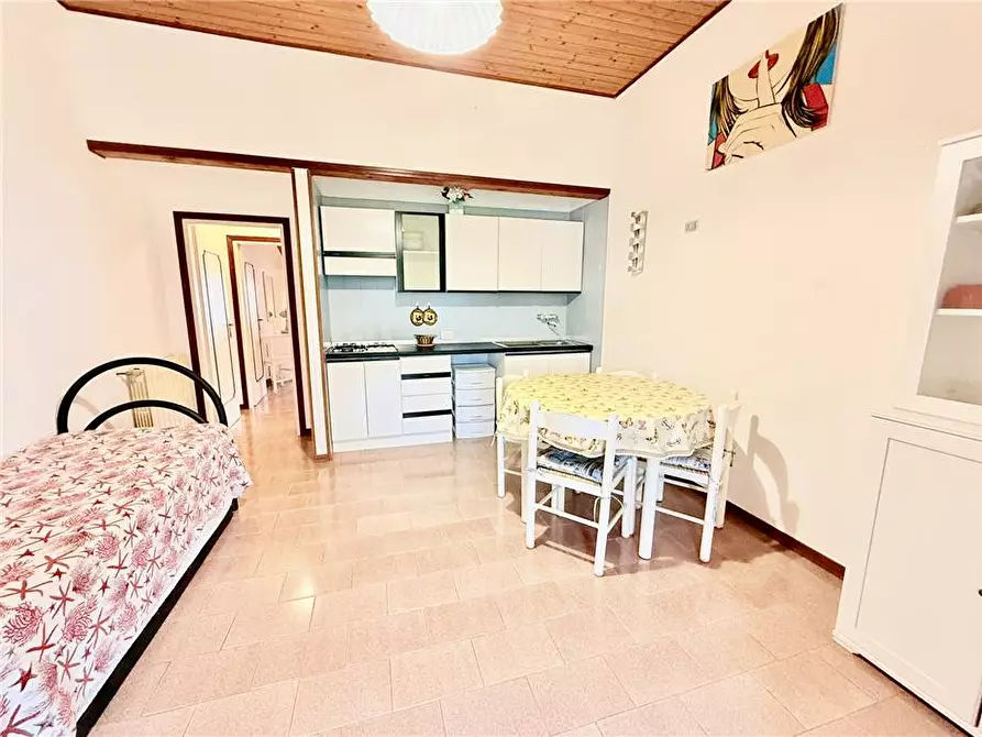 Immagine 5 di Appartamento in vendita  a Campo Nell'elba