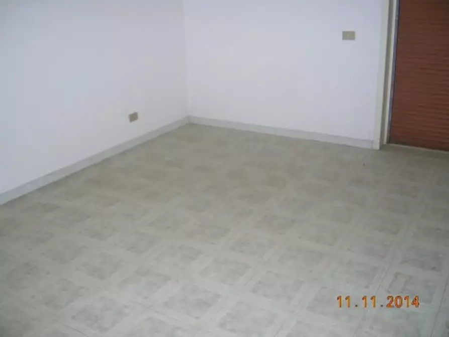 Immagine 2 di Appartamento in vendita  a Adrano