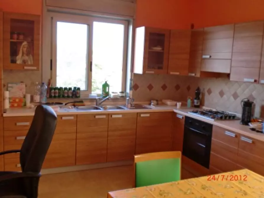 Immagine 2 di Appartamento in vendita  a Biancavilla