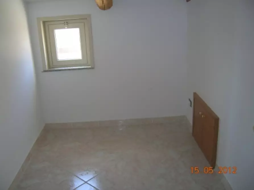 Immagine 3 di Mansarda in vendita  a Adrano
