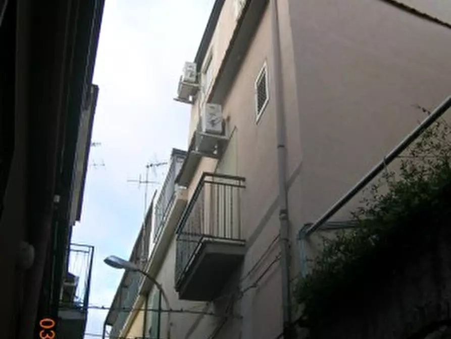 Immagine 5 di Villa in vendita  a Sant'alessio Siculo