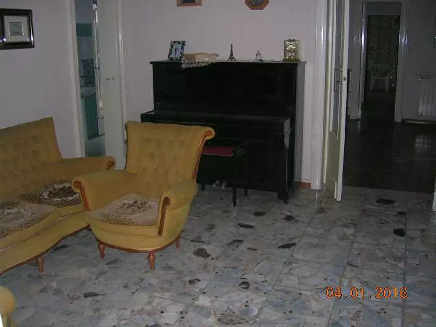 Immagine 2 di Villa in vendita  a Biancavilla