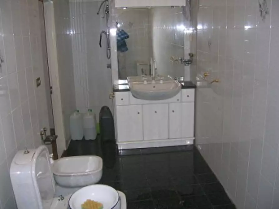 Immagine 3 di Villa in vendita  a Biancavilla