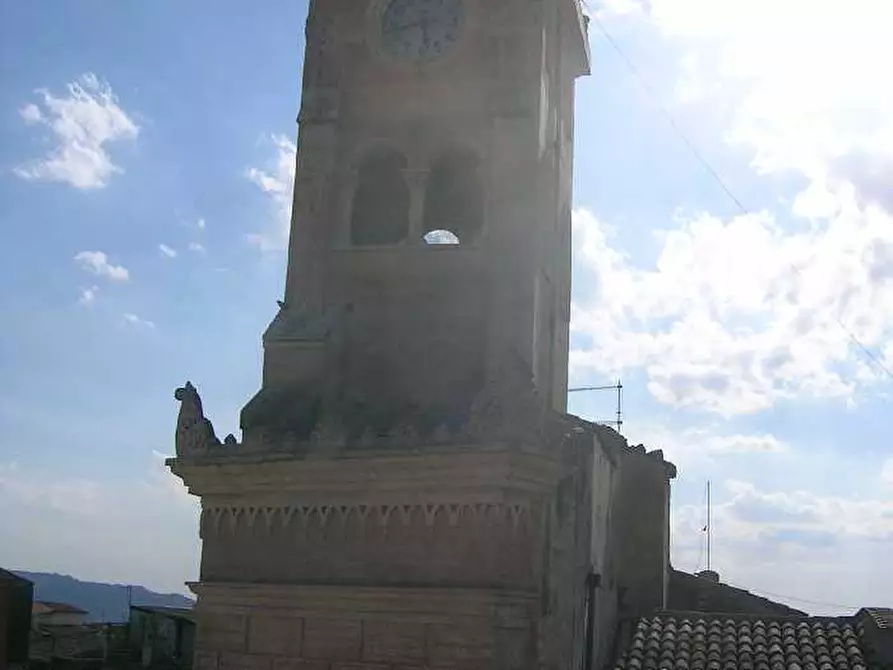Immagine 3 di Villa in vendita  a Adrano