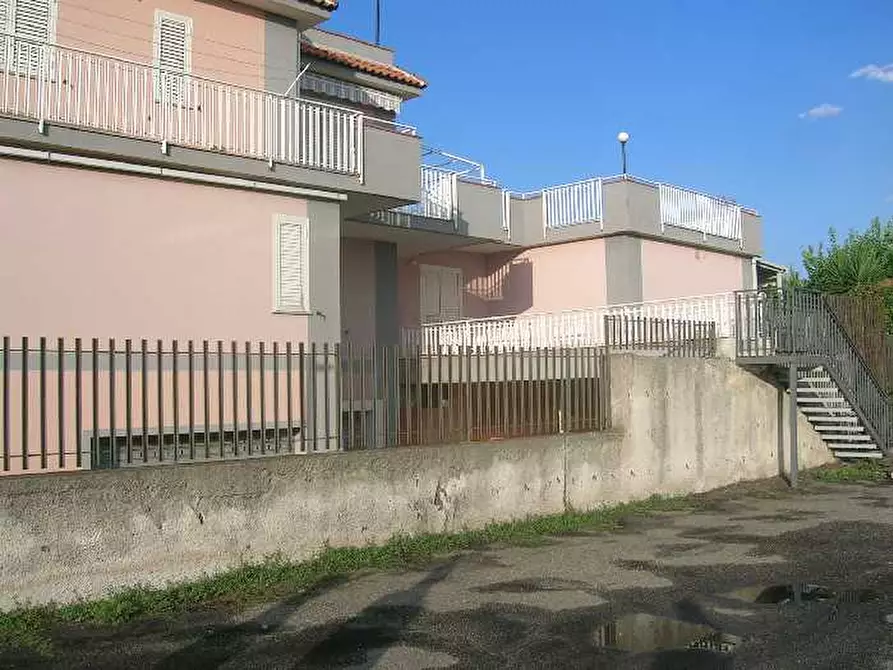 Immagine 2 di Appartamento in vendita  a Mascali