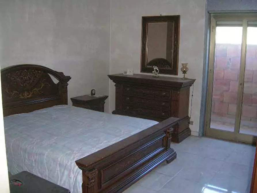 Immagine 5 di Villa in vendita  a Biancavilla