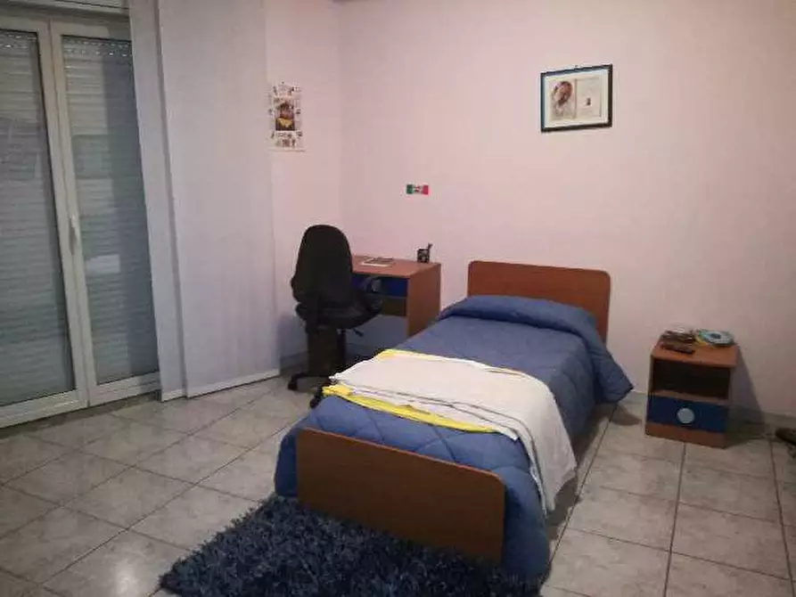 Immagine 4 di Appartamento in vendita  in Via salvo D'acquisto a Adrano