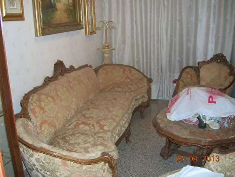 Immagine 3 di Villa in vendita  in Via etnea a Biancavilla