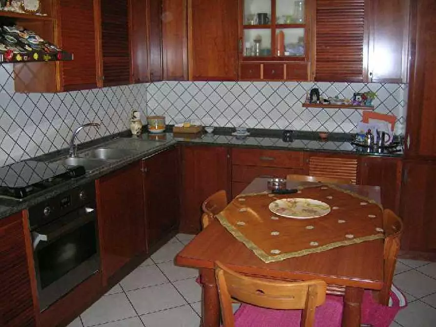 Immagine 3 di Appartamento in vendita  a Biancavilla