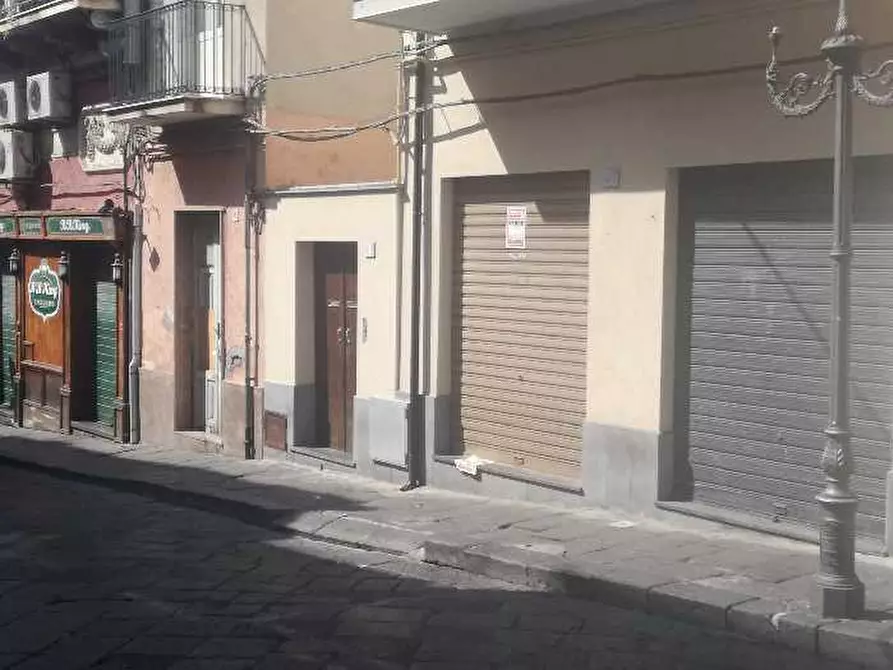Immagine 2 di Attività commerciale in vendita  in Via umberto a Biancavilla