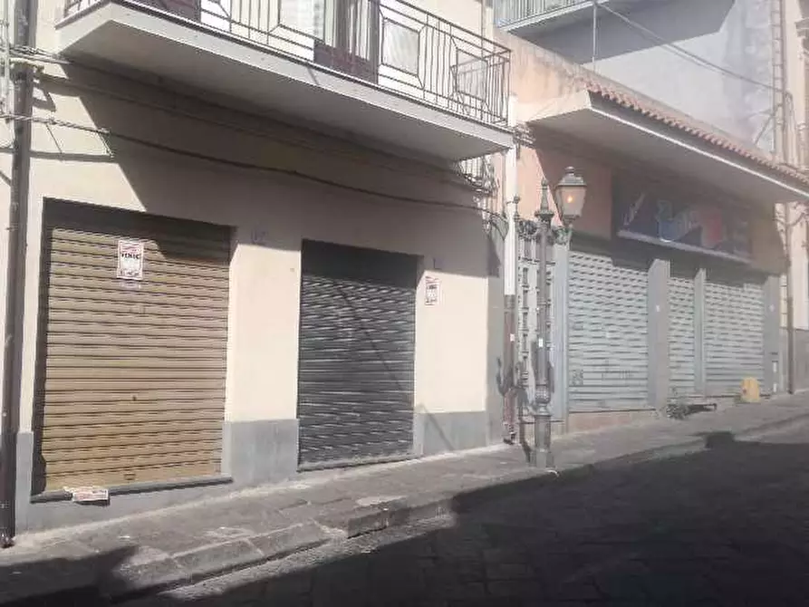 Immagine 3 di Attività commerciale in vendita  in Via umberto a Biancavilla