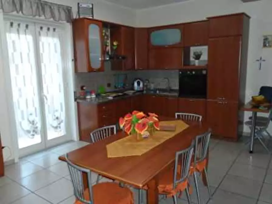 Immagine 1 di Appartamento in vendita  in Via casale dei greci a Adrano