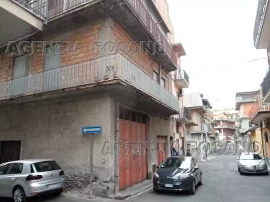 Immagine 1 di Appartamento in vendita  in Via luigi capuana a Biancavilla