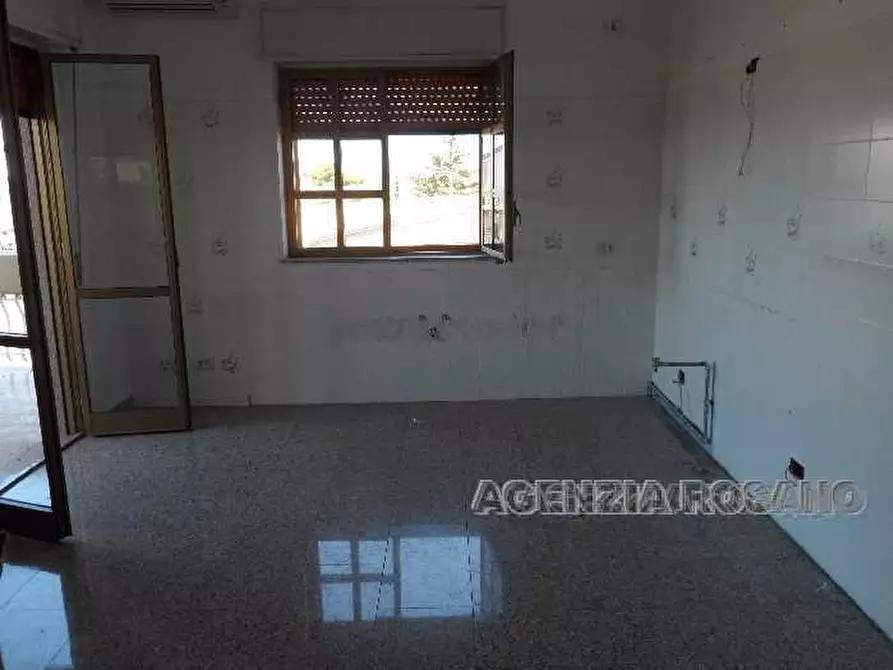 Immagine 2 di Appartamento in vendita  in Via San Domenico a Biancavilla