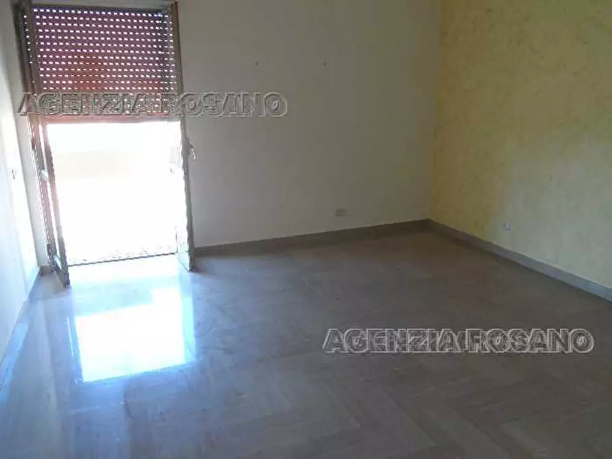 Immagine 3 di Appartamento in vendita  in Via San Domenico a Biancavilla
