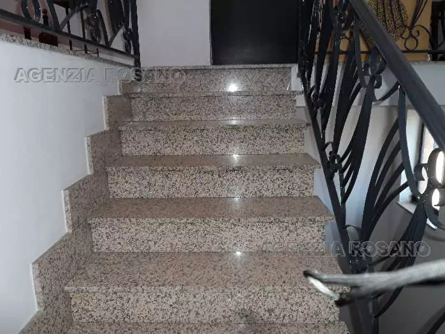 Immagine 5 di Appartamento in vendita  in Via San Domenico a Biancavilla