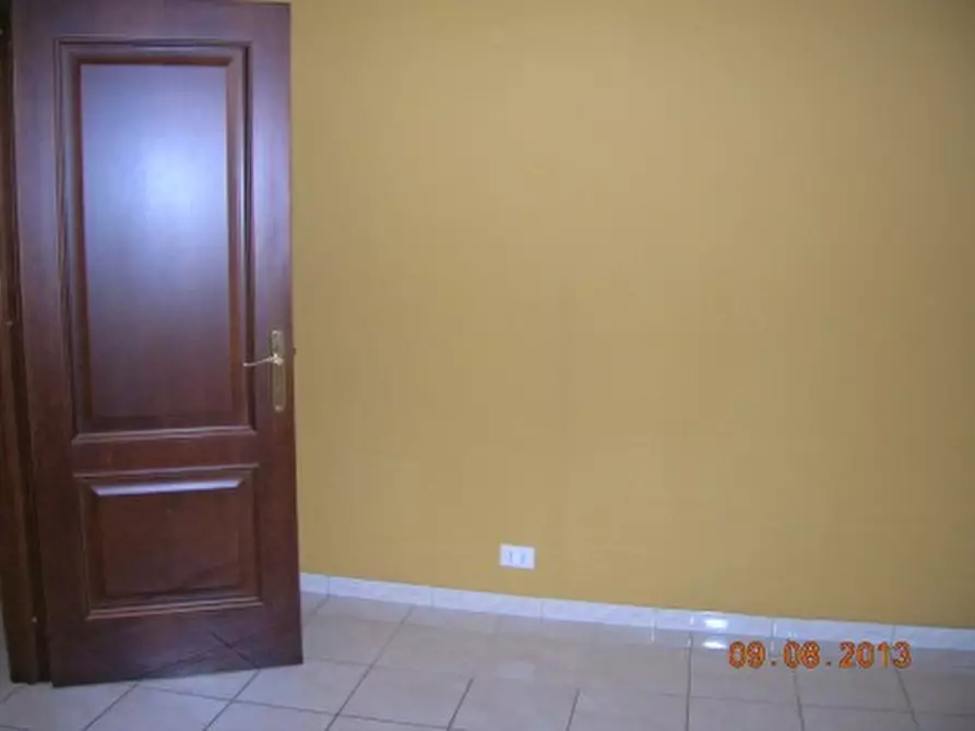 Immagine 2 di Appartamento in vendita  in Loc. centro storico a Biancavilla