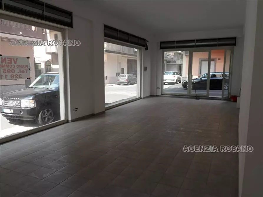 Immagine 2 di Attività commerciale in vendita  in Via CAPPUCCINI a Adrano
