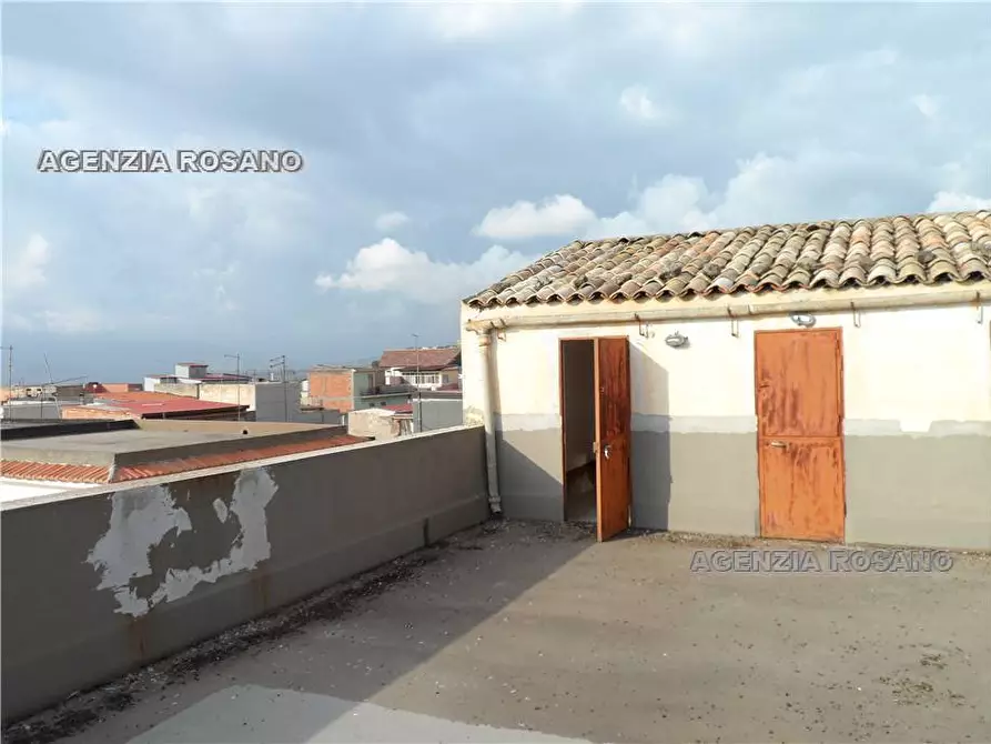 Immagine 5 di Appartamento in vendita  in Via catania a Adrano