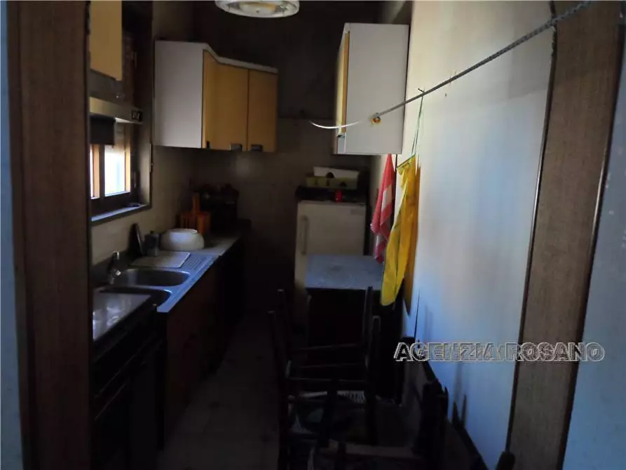Immagine 4 di Villa in vendita  in Via bellini a Biancavilla