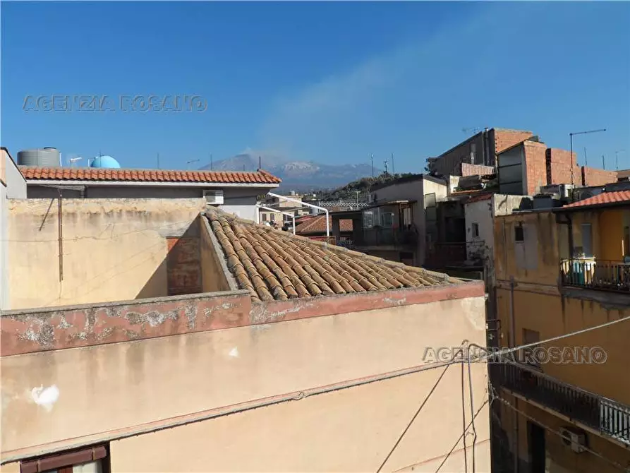 Immagine 5 di Villa in vendita  in Via bellini a Biancavilla