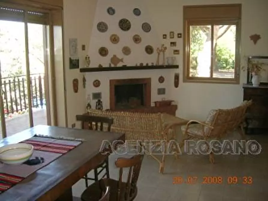 Immagine 5 di Villa in vendita  in Loc. zona Prater a Biancavilla