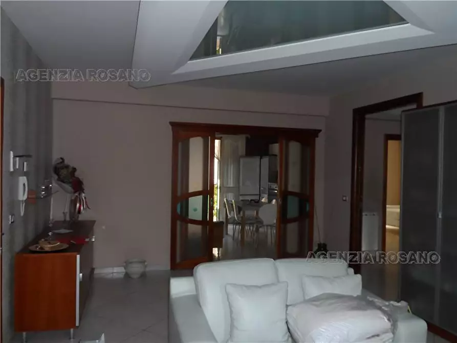 Immagine 1 di Appartamento in vendita  in Via C.COLOMBO a Biancavilla
