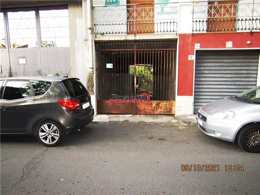 Immagine 3 di Stabile in vendita  in Via UMBERTO a San Pietro Clarenza